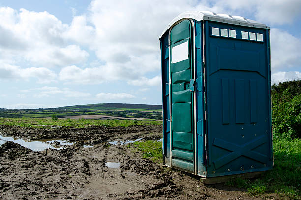 Best ADA-Compliant Portable Toilet Rental  in Cedar Grove, FL